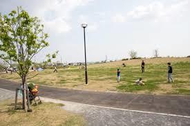 美南中央公園(300ｍ)