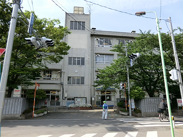 detached 埼玉県草加市谷塚 上町