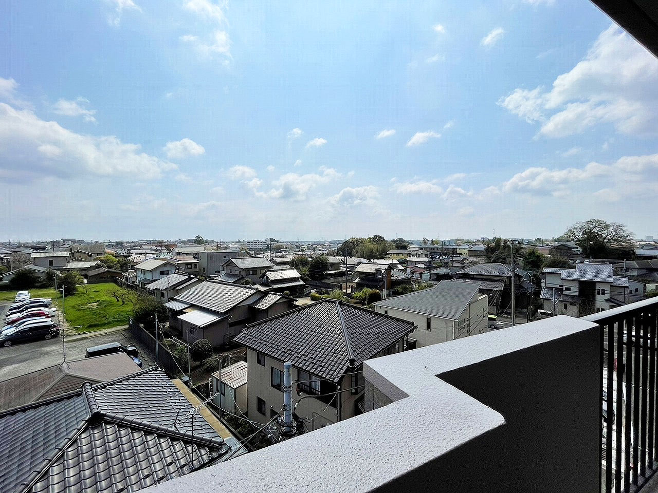 【バルコニーからの眺望】