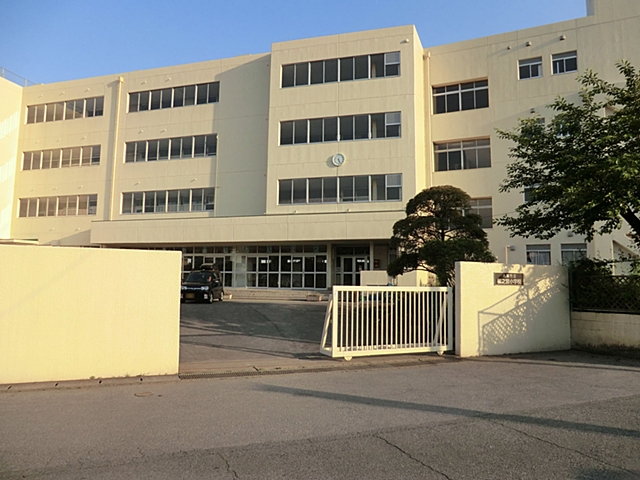 柳之宮小学校まで800ｍ